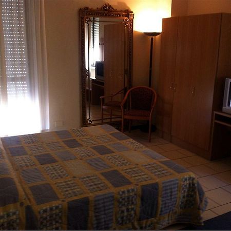Hotel Cristallo Barga Fornaci di Barga Extérieur photo
