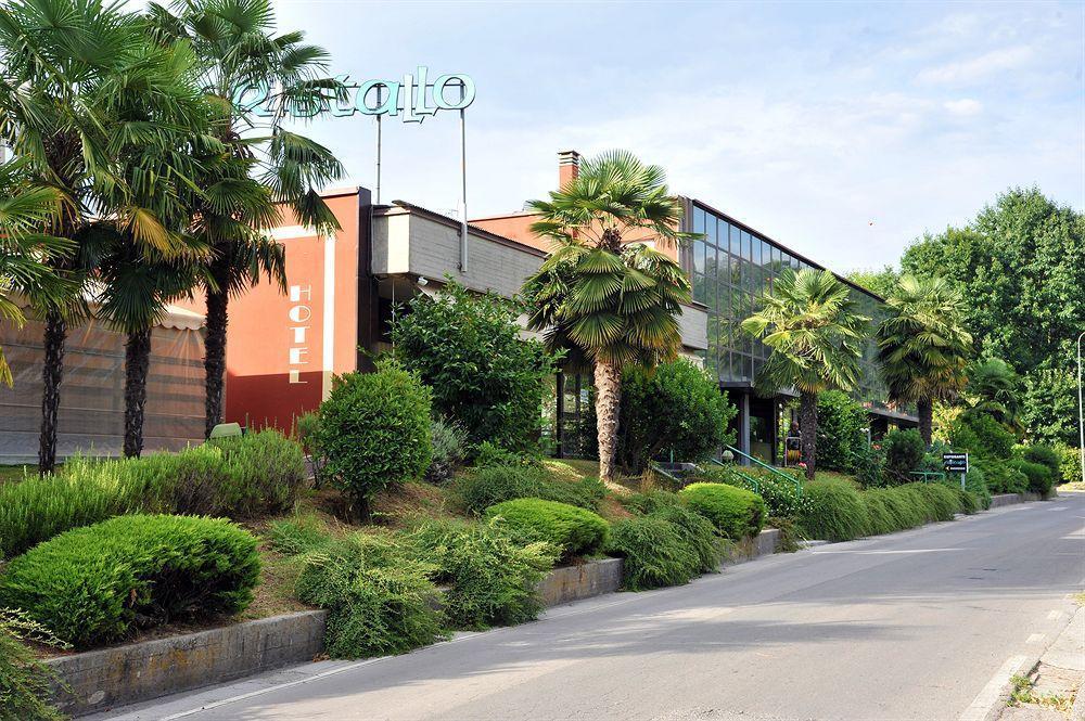Hotel Cristallo Barga Fornaci di Barga Extérieur photo