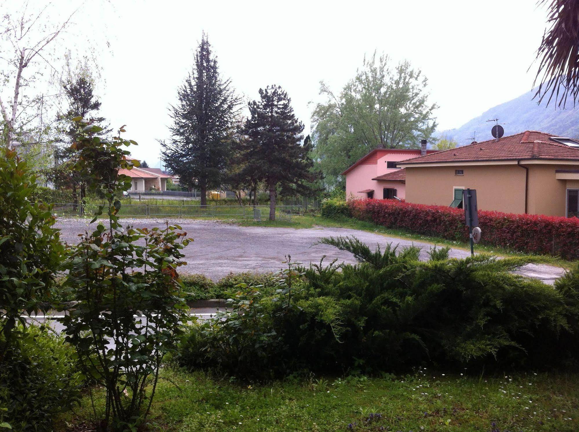 Hotel Cristallo Barga Fornaci di Barga Extérieur photo